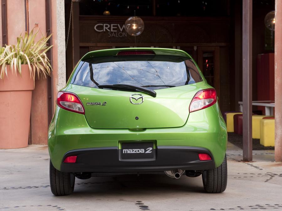 Mazda2 2010 года  (US) (фото 52 из 53)